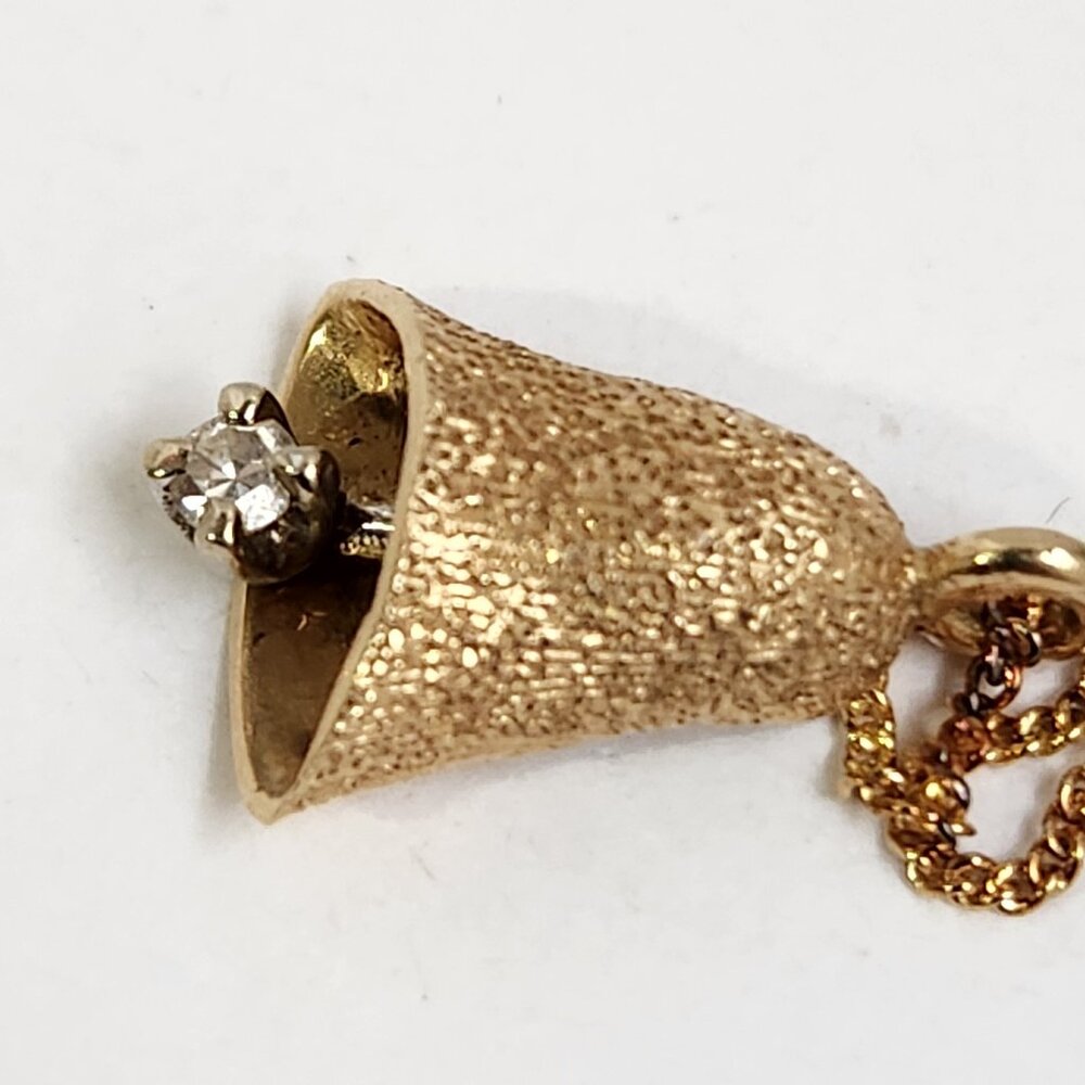 [SOLD] 1980's 14k Textured Gold Moveable Bell w/ Real Diamond Pendant Necklace - Picture 13 of 15